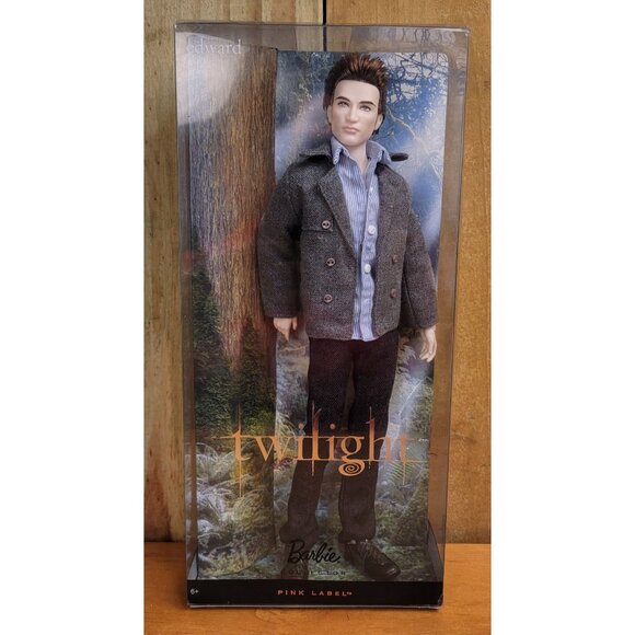 Limited Edition Mattel Twilight Edward Cullen 2009 Barbie Figure (R4161) - Picture 2 of 11